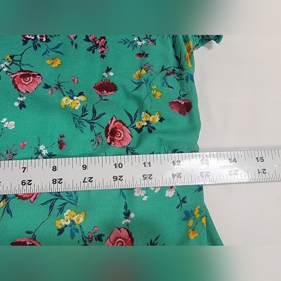 Lottie & Holly B.O.G Collective Green Floral Ruffle Dress Women's Size Large NWT - Picture 9 of 9